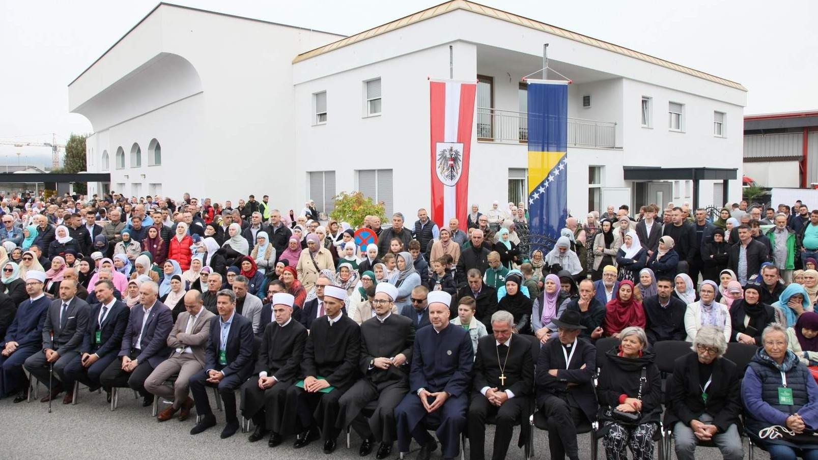 "Svi potječemo iz istog korijena, a taj korijen vodi ka jednom, jedinom Bogu“